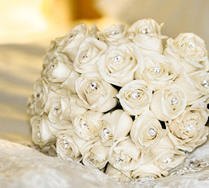 Wedding Venues on St. Simons. a bouquet of white roses